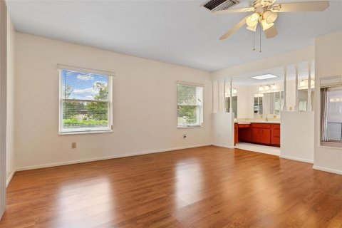House in Longwood, Florida 4 bedrooms, 193.7 sq.m. № 1829816 - photo 20