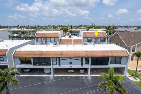 Touwnhouse à vendre à Cape Coral, Floride: 2 chambres, 120.4 m2 № 1798551 - photo 5
