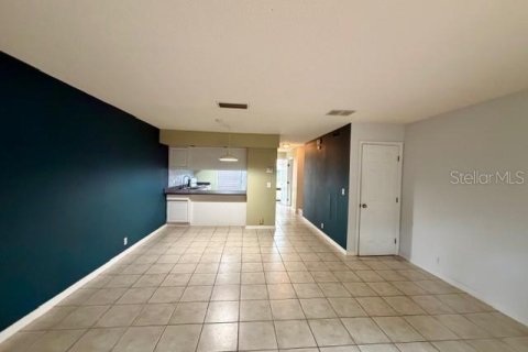 Condominio en alquiler en Winter Springs, Florida, 2 dormitorios, 100.33 m2 № 2103397 - foto 6