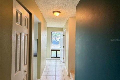 Condominio en alquiler en Winter Springs, Florida, 2 dormitorios, 100.33 m2 № 2103397 - foto 7