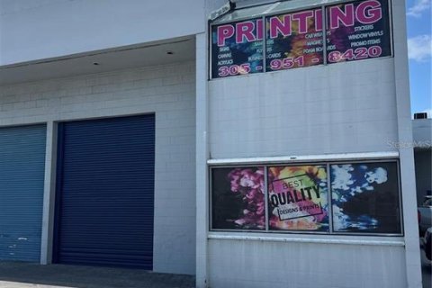 Propiedad comercial en venta en Miami, Florida, 213.3 m2 № 1795306 - foto 1