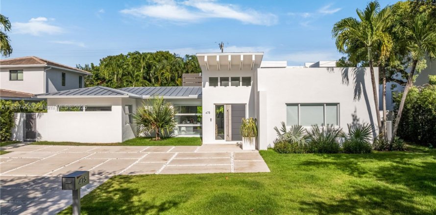 House in Key Biscayne, Florida 4 bedrooms, 249.81 sq.m. № 1826083