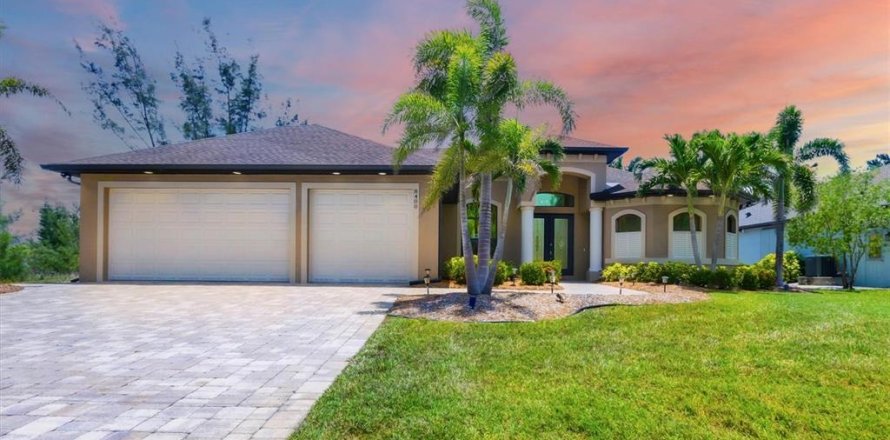 Villa ou maison à Port Charlotte, Floride 3 chambres, 226.5 m2 № 1759952