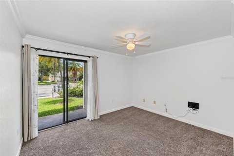 Condo in Sarasota, Florida, 2 bedrooms № 2203431 - photo 17