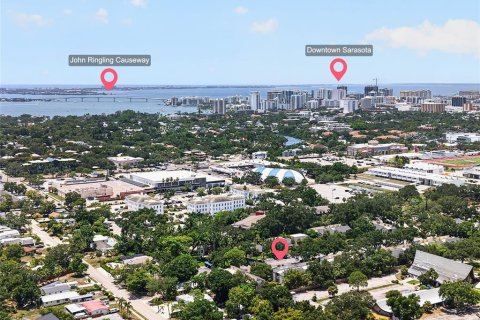 Condo in Sarasota, Florida, 2 bedrooms № 2203431 - photo 24