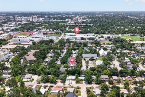 Condo in Sarasota, Florida, 2 bedrooms № 2203431 - photo 26