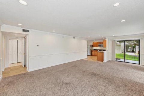 Condo in Sarasota, Florida, 2 bedrooms № 2203431 - photo 4