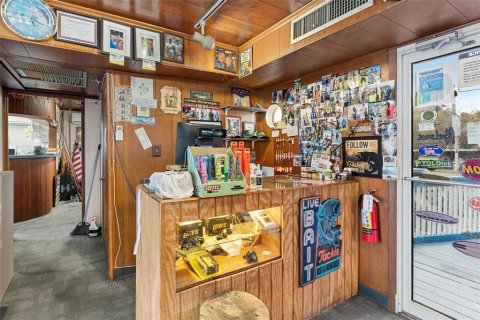 Immobilier commercial à vendre à Tavares, Floride: 175.59 m2 № 2377534 - photo 10