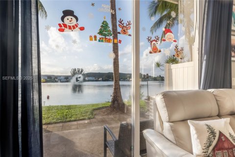 Townhouse in Deerfield Beach, Florida 2 bedrooms, 115.57 sq.m. № 1993155 - photo 18