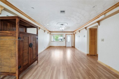 House in Fort Lauderdale, Florida 2 bedrooms, 120.59 sq.m. № 1814668 - photo 13