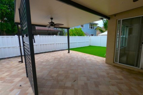 Купить виллу или дом в Мирамар, Флорида 4 спальни, 210.24м2, № 1925232 - фото 7