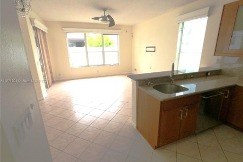 Купить виллу или дом в Мирамар, Флорида 4 спальни, 210.24м2, № 1925232 - фото 11