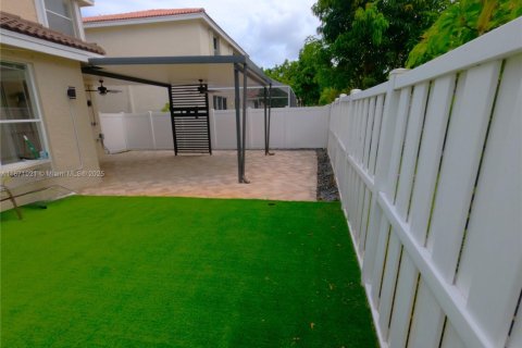 Купить виллу или дом в Мирамар, Флорида 4 спальни, 210.24м2, № 1925232 - фото 9