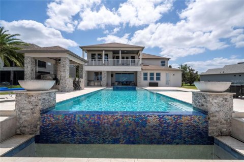 House in Winter Garden, Florida 5 bedrooms, 488.02 sq.m. № 1722443 - photo 19