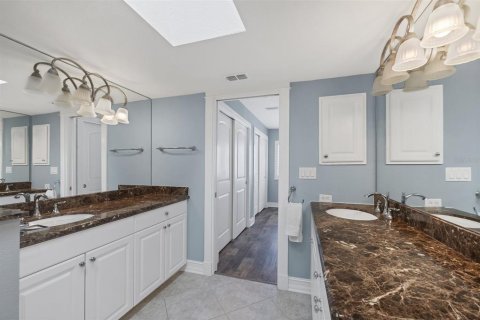 Condo in Boca Grande, Florida, 3 bedrooms  № 1649768 - photo 20