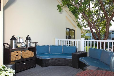 Condo in Boca Grande, Florida, 3 bedrooms  № 1649768 - photo 29