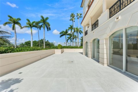 Condo in Miami Beach, Florida, 4 bedrooms  № 1763794 - photo 24