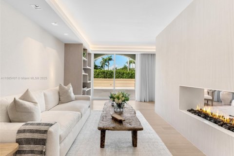 Condo in Miami Beach, Florida, 4 bedrooms  № 1763794 - photo 28