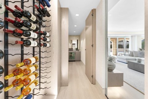 Condo in Miami Beach, Florida, 4 bedrooms  № 1763794 - photo 20