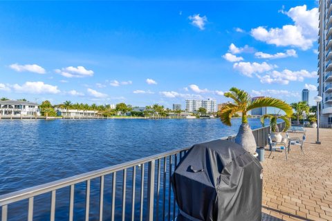 Copropriété à louer à Hallandale Beach, Floride: 2 chambres, 126.35 m2 № 2031438 - photo 28