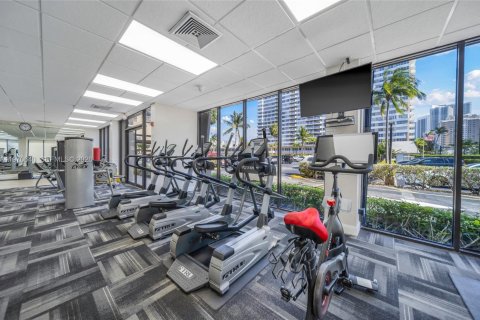 Copropriété à louer à Hallandale Beach, Floride: 2 chambres, 126.35 m2 № 2031438 - photo 24