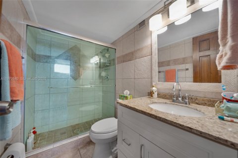 Copropriété à louer à Hallandale Beach, Floride: 2 chambres, 126.35 m2 № 2031438 - photo 21