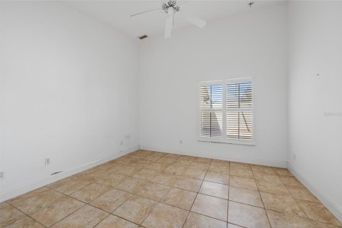 House in Port Orange, Florida 3 bedrooms, 180.42 sq.m. № 2316667 - photo 25