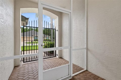 House in Port Orange, Florida 3 bedrooms, 180.42 sq.m. № 2316667 - photo 6