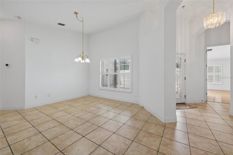 House in Port Orange, Florida 3 bedrooms, 180.42 sq.m. № 2316667 - photo 16
