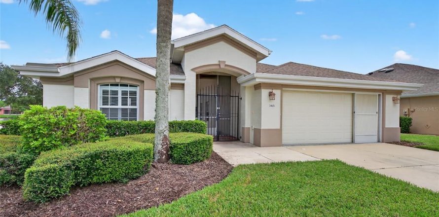 House in Port Orange, Florida 3 bedrooms, 180.42 sq.m. № 2316667