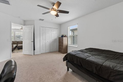 House in Tampa, Florida 5 bedrooms, 331.29 sq.m. № 2229587 - photo 28