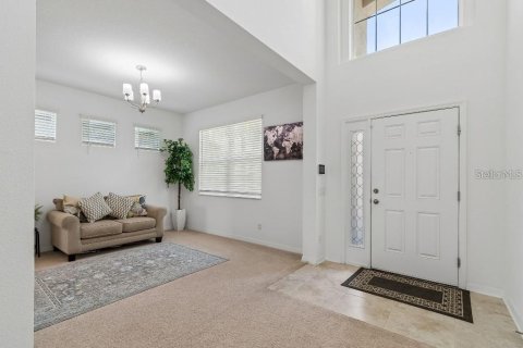 House in Tampa, Florida 5 bedrooms, 331.29 sq.m. № 2229587 - photo 7