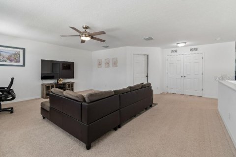 House in Tampa, Florida 5 bedrooms, 331.29 sq.m. № 2229587 - photo 24