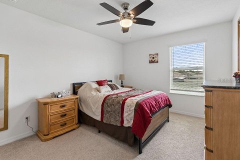 House in Tampa, Florida 5 bedrooms, 331.29 sq.m. № 2229587 - photo 20
