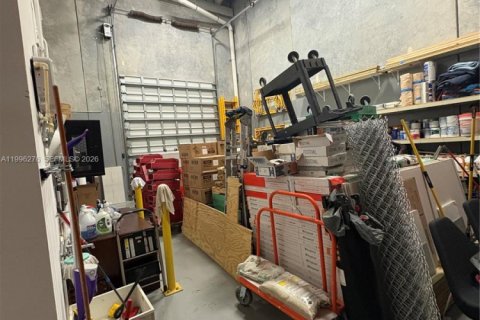 Купить коммерческую недвижимость в Суитуотер, Флорида № 2063173 - фото 11