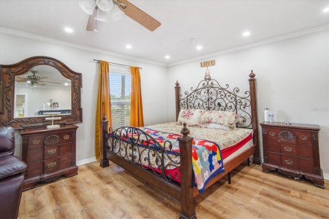Townhouse in Tampa, Florida 3 bedrooms, 173.54 sq.m. № 1855407 - photo 11