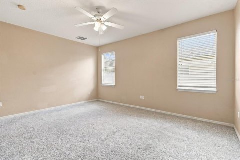 Villa ou maison à vendre à New Port Richey, Floride: 4 chambres, 182.83 m2 № 2308651 - photo 11