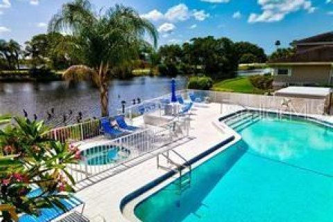 Condominio en alquiler en Bradenton, Florida, 2 dormitorios, 123.93 m2 № 2097531 - foto 15