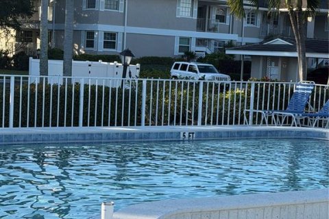Condominio en alquiler en Bradenton, Florida, 2 dormitorios, 123.93 m2 № 2097531 - foto 19
