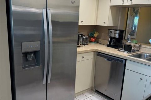 Condominio en alquiler en Bradenton, Florida, 2 dormitorios, 123.93 m2 № 2097531 - foto 5