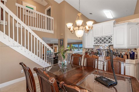 Casa en venta en Pembroke Pines, Florida, 3 dormitorios, 193.89 m2 № 1830155 - foto 24