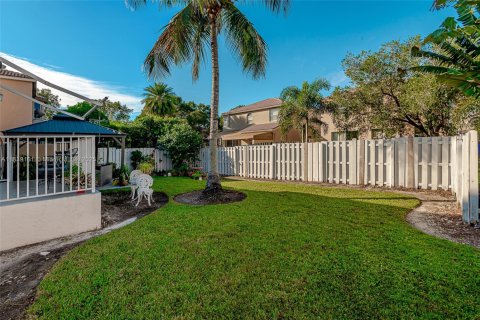 Casa en venta en Pembroke Pines, Florida, 3 dormitorios, 193.89 m2 № 1830155 - foto 9