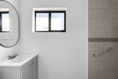 Купить виллу или дом в Майами, Флорида 5 спален, 192.4м2, № 2024607 - фото 19