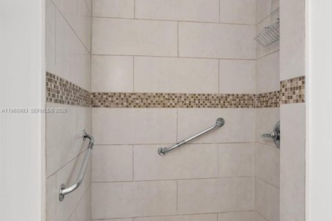 Купить виллу или дом в Майами, Флорида 5 спален, 192.4м2, № 2024607 - фото 20