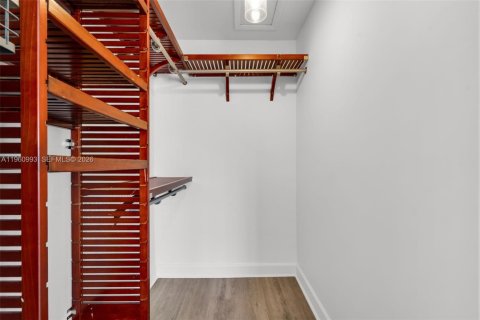 Купить виллу или дом в Майами, Флорида 5 спален, 192.4м2, № 2024607 - фото 26