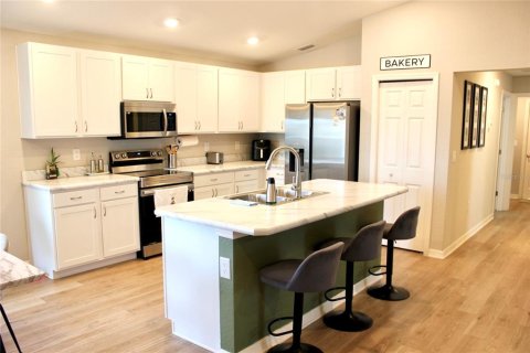 House in Davenport, Florida 3 bedrooms, 140.19 sq.m. № 1551666 - photo 21