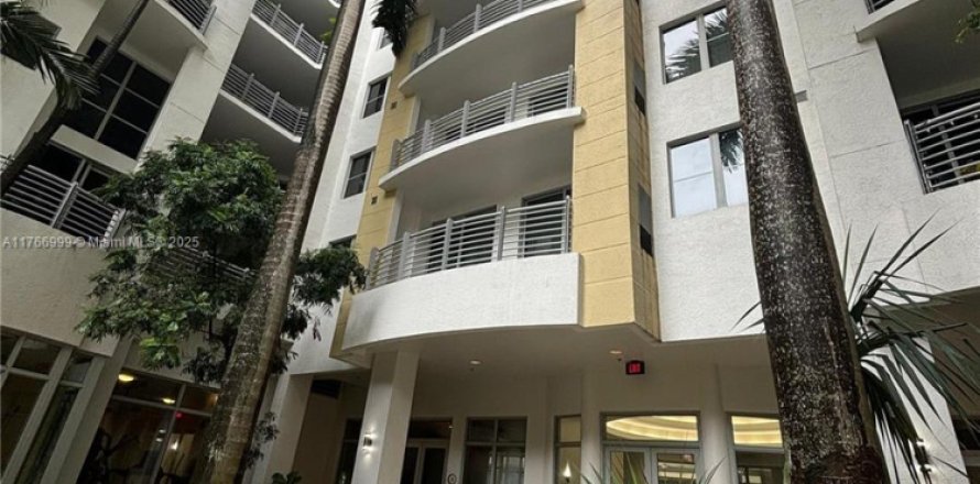 Condo in Hollywood, Florida, 2 bedrooms  № 1864309