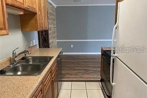 Condo in Winter Park, Florida, 2 bedrooms  № 2219333 - photo 4