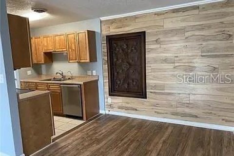 Condo in Winter Park, Florida, 2 bedrooms  № 2219333 - photo 5