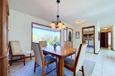 Villa ou maison à vendre à Spring Hill, Floride: 3 chambres, 160.91 m2 № 2418857 - photo 6